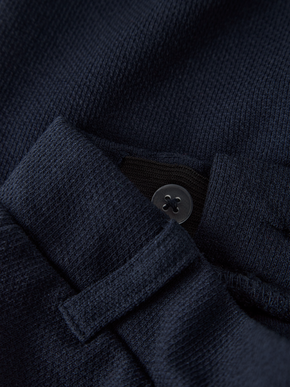 model_shot-front_full